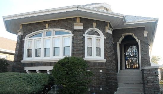 8041 S Winchester Ave, Chicago, IL 60620 