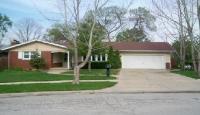 621 Cheyenne Avenue, Aurora, IL 60506 