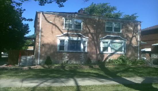 1900 North Nashville Avenue, Chicago, IL 60707 