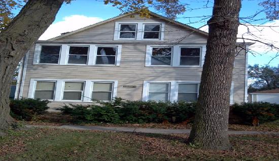 4129 South Elm Street, Lyons, IL 60534 