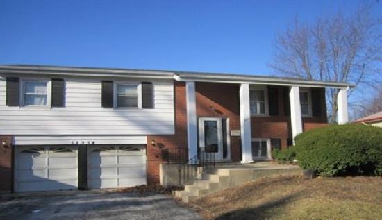 18954 Boulder Court, Homewood, IL 60430 