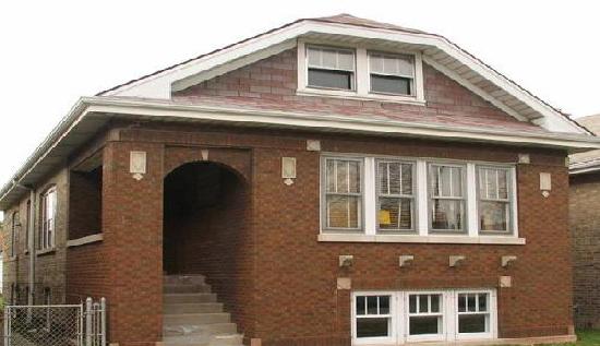 2732 Lombard Avenue, Berwyn, IL 60402 