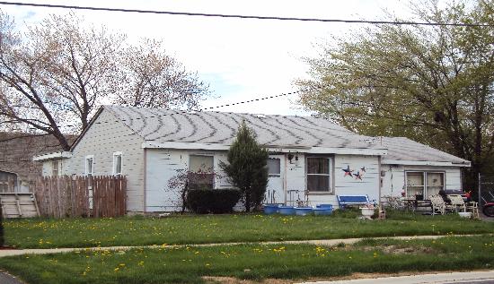 4827 West 83rd Street, Burbank, IL 60459 