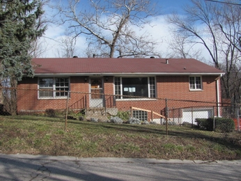 930 Tonsor Rd, Alton, IL 62002 