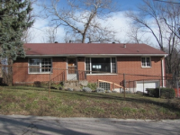 930 Tonsor Rd, Alton, IL 62002 