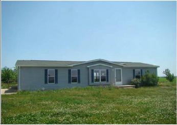 1126 N County Rd 1350 E, Tuscola, IL 61953 