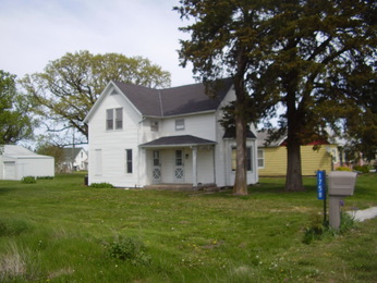 1758 E County Rd 2190, Dallas City, IL 62330 