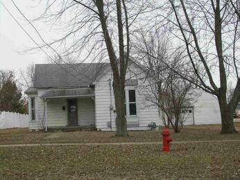 425 E Main St, Dalton City, IL 61925 