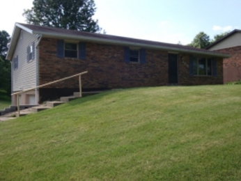 209 Woodridge Ct, Collinsville, IL 62234 