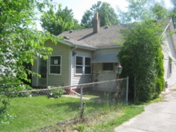 1012 7th St, Colona, IL 61241 