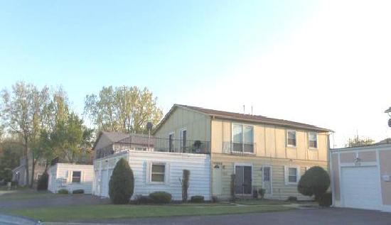 19344 Oakwood Ave Unit 37, Country Club Hills, IL 60478 