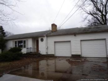 3109 Sandy Hollow Rd, Rockford, IL 61109 