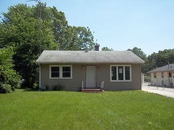 1913 Lakewood Drive, Wilmington, IL 60481 