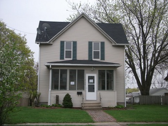2136 Parmele Street, Rockford, IL 61104 