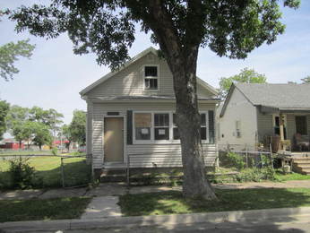 2503 6th Avenue, Rock Island, IL 61201 