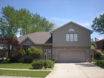 16701 Kara Ct, Oak Forest, IL 60452 