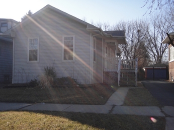 1910 S 7th Ave, Maywood, IL 60153 
