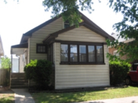 4901 W Cornelia Ave, Chicago, IL 60641 