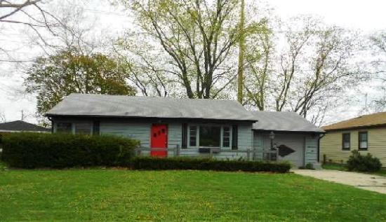 111 Hill St, Cary, IL 60013 