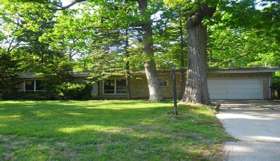 1912 5th St, Winthrop Harbor, IL 60096 