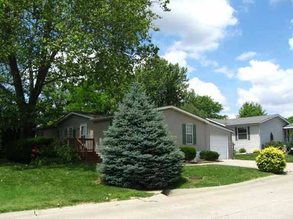1 Woodland Trails Drive, Collinsville, IL 62234 