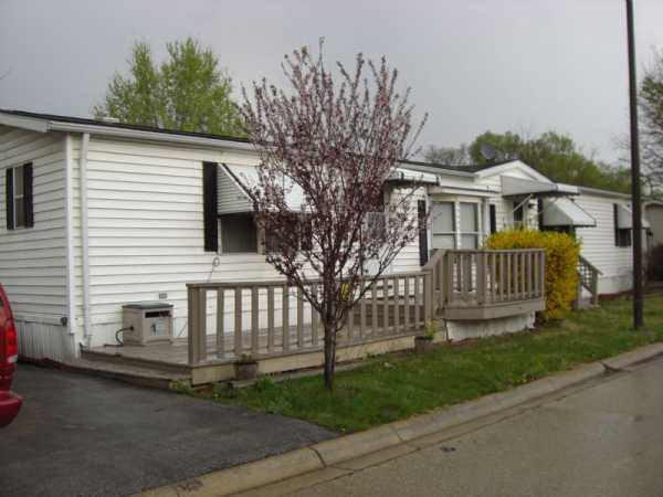 3 Ironwood, Justice, IL 60458 