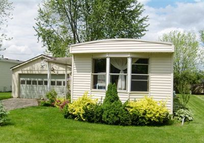 35 Poplar Drive, Sandwich, IL 60548 