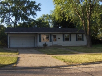 1724 Forest Glen Ave, Hanover Park, IL 60133 