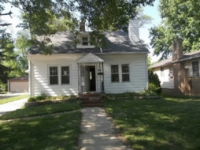 1009 Prairie St, Aurora, IL 60506 