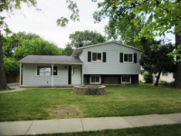 36553 N Grandwood Dr, Gurnee, IL 60031 