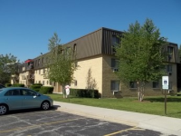 584 Fairway View Dr Apt 21, Wheeling, IL 60090 