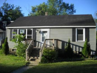 717 E Blvd, Mchenry, IL 60051 