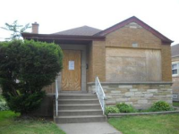 8945 S Merrill Ave, Chicago, IL 60617 