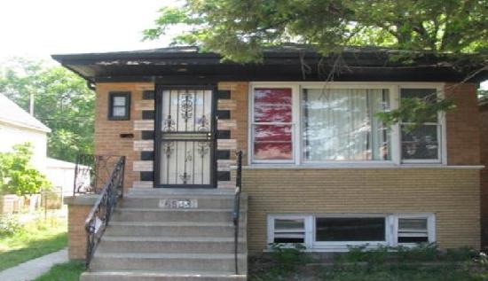6555 Sclaremont Ave, Chicago, IL 60636 