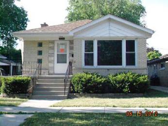2732 Grunewald St, Blue Island, IL 60406 