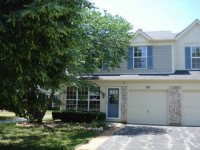 776 Indian Wells Cir, Elgin, IL 60123 