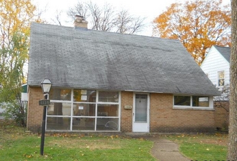 4136 Gage Ave, Lyons, IL 60534 