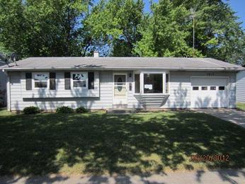 1817 7th Avenue, Belvidere, IL 61008 