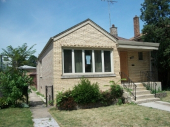 10954 S Eberhart Ave, Chicago, IL 60628 