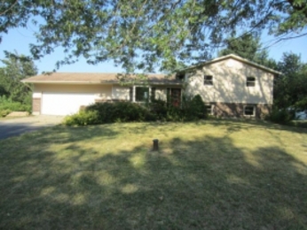 7858 Wagon Wheel Ln, Rockford, IL 61109 