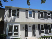 143 Williamsburg Ro, Country Club Hill, IL 60478 