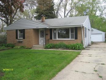 2415 Bell Ave, Rockford, IL 61103 