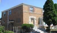 8223 South Spaulding Avenue, Chicago, IL 60652 