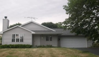 120 Minarette Dr Sw, Poplar Grove, IL 61065 
