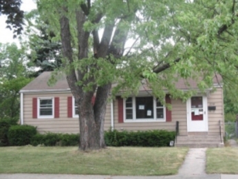 2218 Marshall Pkwy, Waukegan, IL 60085 