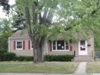 2218 Marshall Pkwy, Waukegan, IL 60085 