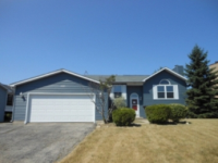 768 Penn Blvd, Lindenhurst, IL 60046 