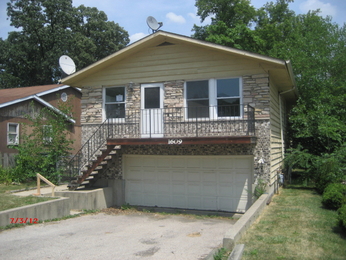 1609 Lotus Dr, Round Lake Beach, IL 60073 