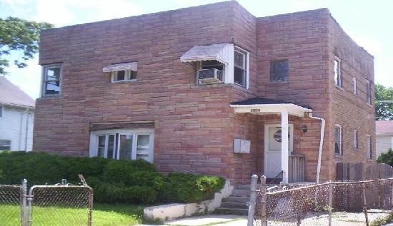 1908 Emerson Street, Evanston, IL 60202 
