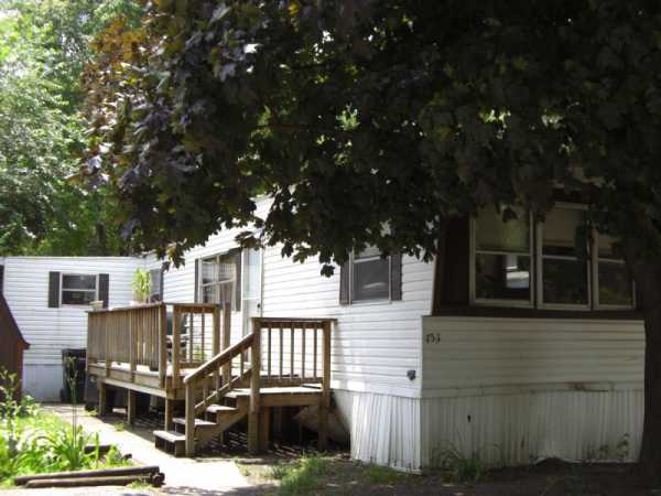 753 Maple, Justice, IL 60458 